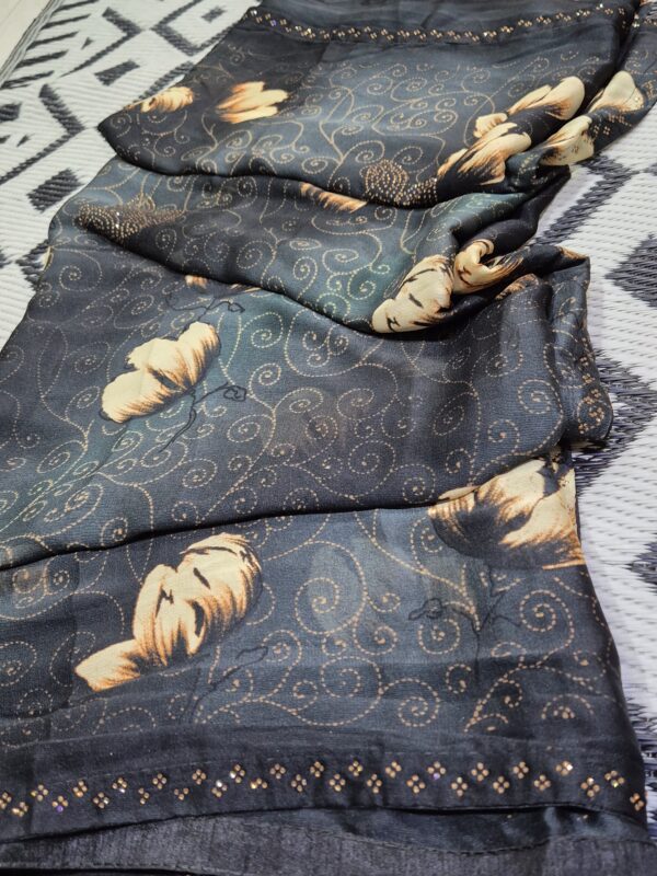 Synthetic Printed Saree - Image 2