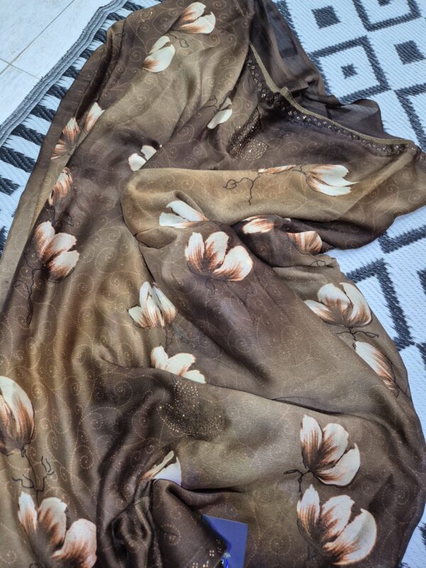 Synthetic Printed Saree - Image 5