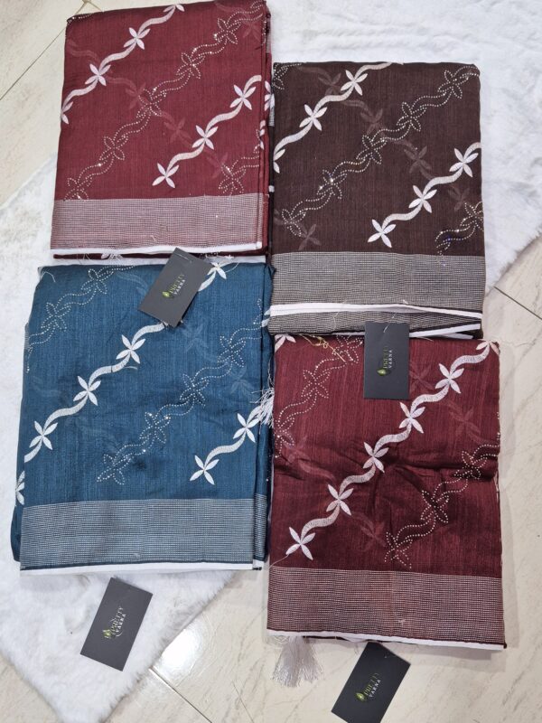 Cotton Saree with white Thread work - Image 6