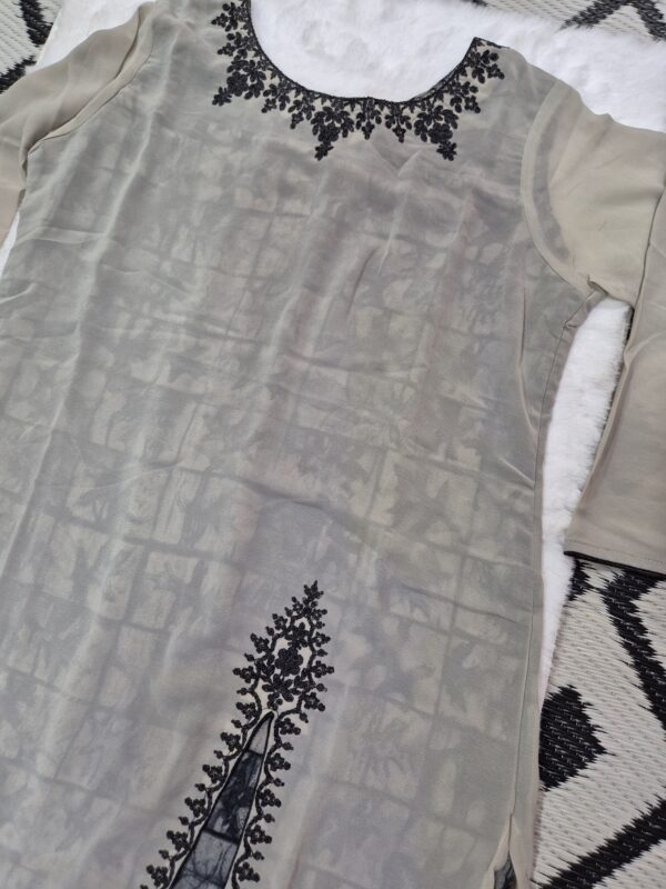 Kurta - Image 9